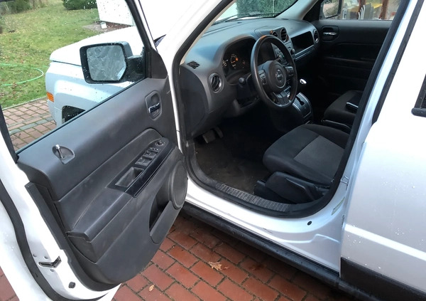 Jeep Patriot cena 44900 przebieg: 184000, rok produkcji 2014 z Lublin małe 379